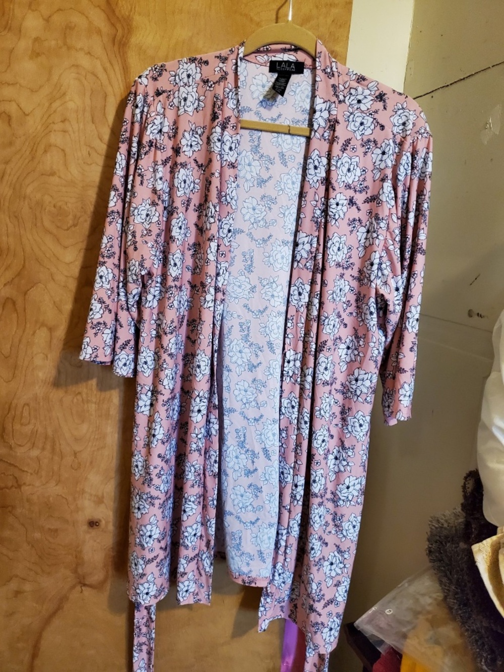 #123 Lala robe